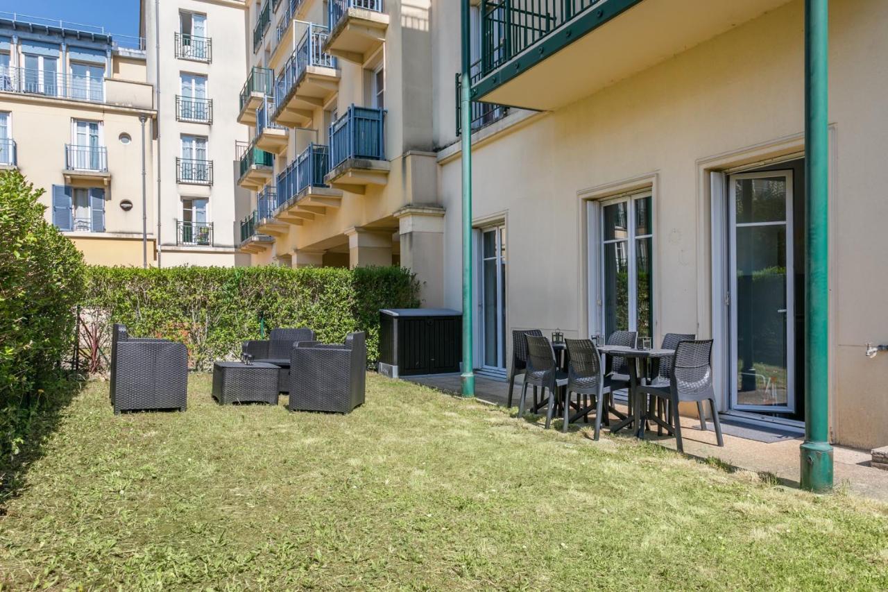 Nice Apartment Garden - 5 Min Disneyland Paris - Val D'Europe Center シェシー エクステリア 写真